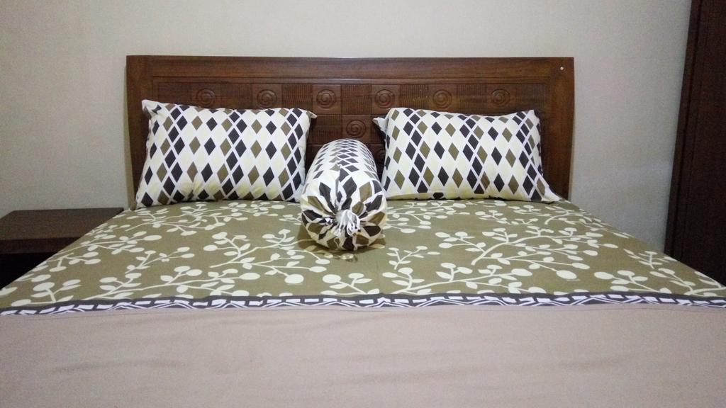 فندق يوغياكارتافي  Seroja Kostel Golo المظهر الخارجي الصورة